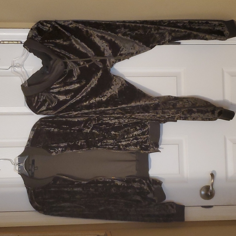 Green Jogging Suit Never Worn